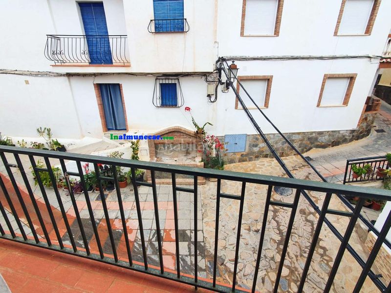 Foto c3d536a9-9138-418a-85be-6f6c9b5ea6b7. Casa amb aparcament a Lentegí