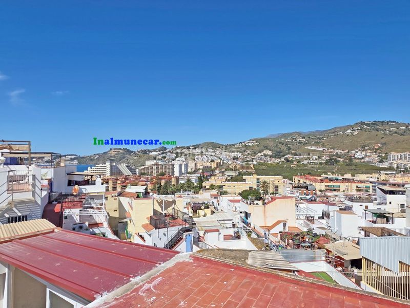 Foto 4c77de71-d1ed-4e70-b7d8-e2b0713abd09. Casa a n/a 8 a Almuñecar centro Almuñécar