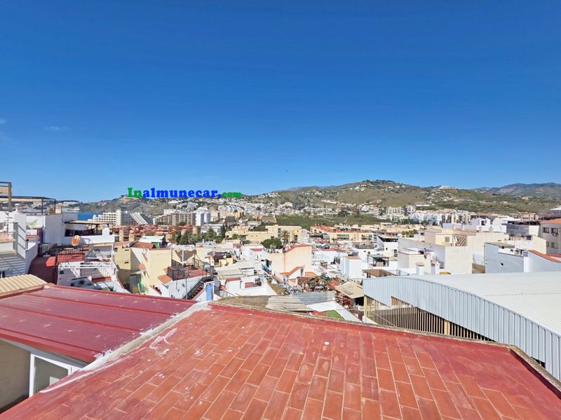 Foto 7ccc698c-f85c-4ae9-8433-9ff58a123d0b. Casa a n/a 8 a Almuñecar centro Almuñécar