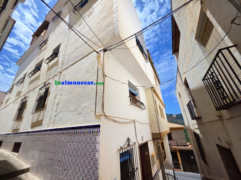 Foto e1529772-3857-4e92-ab57-bb0034e23d45. Masia a Otívar