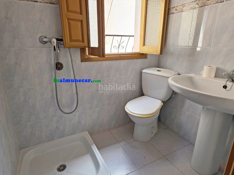 Foto f2e5784f-c5a4-47a5-9fcb-6e18efe5b49c. Masia a Otívar