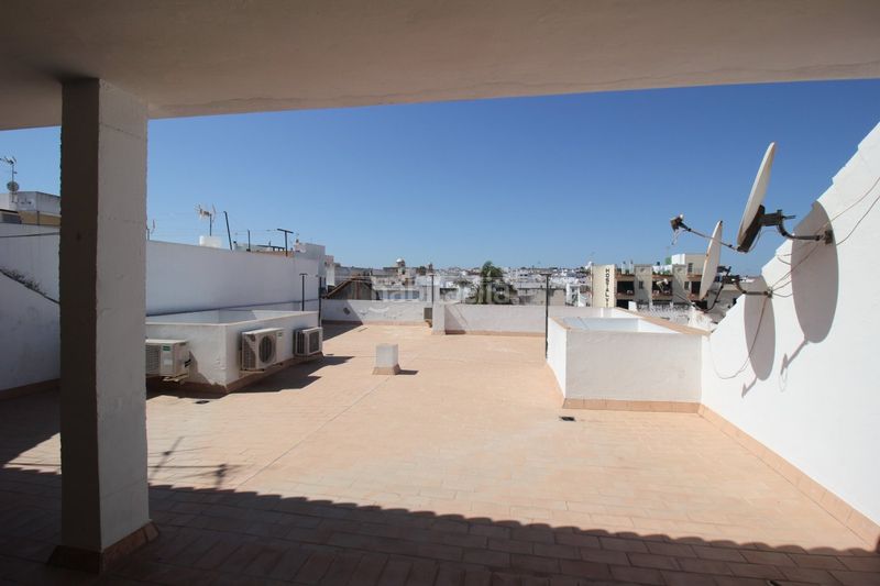 Foto 0cc39ef2-50ca-4b18-9dbd-511e72476b28. Casa amb aparcament a La Banda - Campo de Fútbol Chiclana de la Frontera