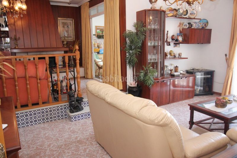 Foto 40f9c7a1-75e6-4c27-8696-de8b3d6e86c2. Casa amb aparcament a La Banda - Campo de Fútbol Chiclana de la Frontera