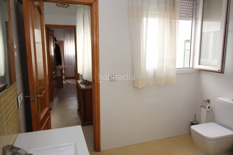 Foto accb9b80-7cfe-4304-ad83-e881e75a79b1. Casa amb aparcament a La Banda - Campo de Fútbol Chiclana de la Frontera