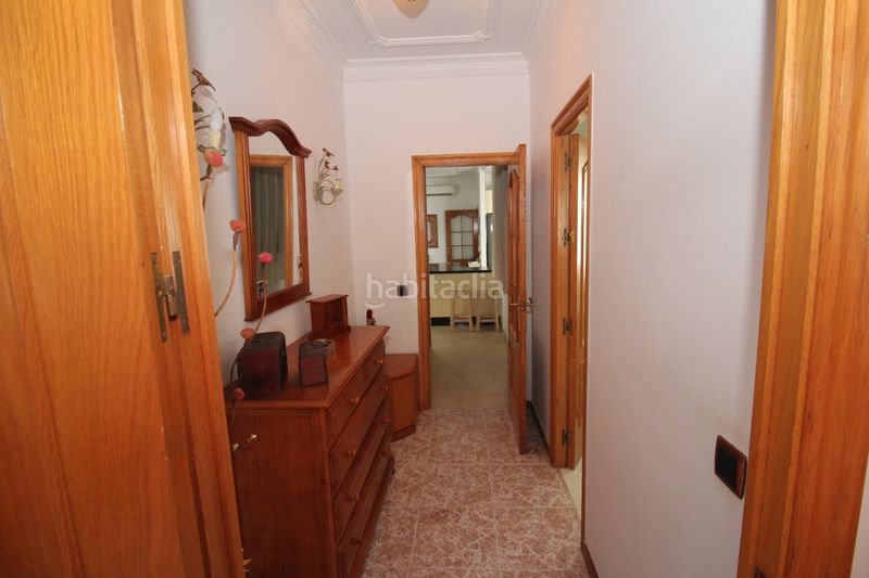 Foto f230f1ce-47f2-440b-bc42-f46aafe7806d. Casa amb aparcament a La Banda - Campo de Fútbol Chiclana de la Frontera