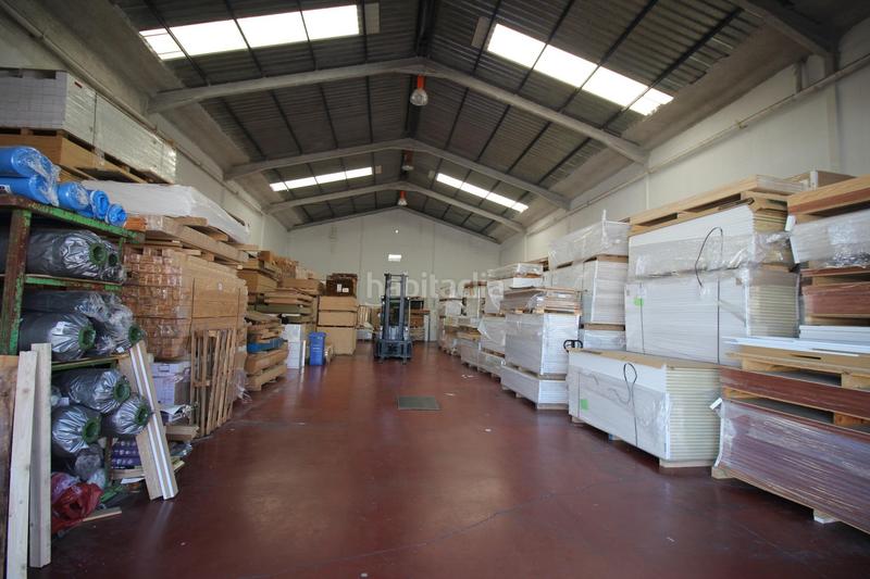 Foto 10f2321c-0e2b-46e0-9fad-220b32bc9291. Bâtiment à usage industriel dans Pelagatos - Pago del Humo Chiclana de la Frontera