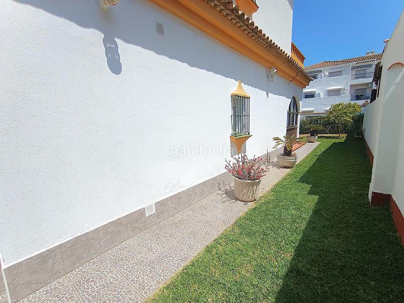 Foto bdc2baaf-ca34-47e8-8acb-7b7c10c4b537. Chalet avec parking dans Sancti Pietri Chiclana de la Frontera