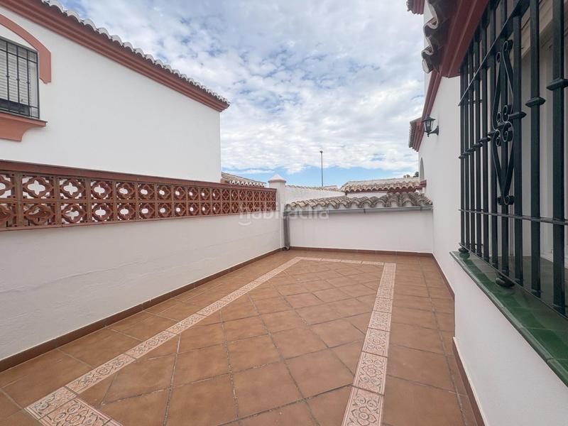 Foto 041d9aa3-3710-4f3e-a38a-626c7d9e221c. Maison jumelée avec parking dans La Banda - Campo de Fútbol Chiclana de la Frontera