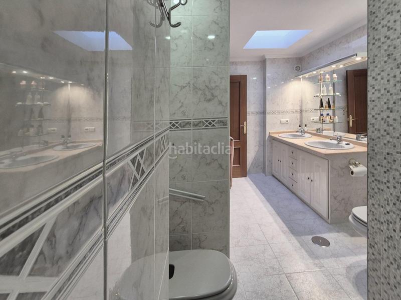 Foto 04bcf3ea-fdca-473b-98f9-12a9c6db9c4a. Maison jumelée avec parking dans La Banda - Campo de Fútbol Chiclana de la Frontera