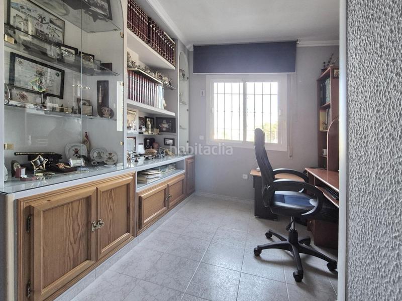 Foto 60787a4b-cc68-4e7d-9648-95c2a4db153c. Maison jumelée avec parking dans La Banda - Campo de Fútbol Chiclana de la Frontera