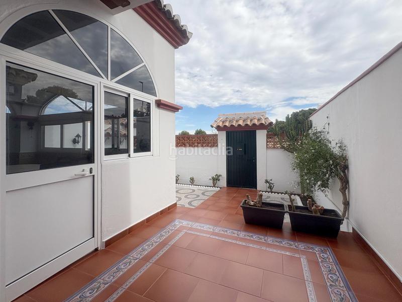 Foto 6251d9d6-cba1-46b0-9240-405537f404d9. Maison jumelée avec parking dans La Banda - Campo de Fútbol Chiclana de la Frontera