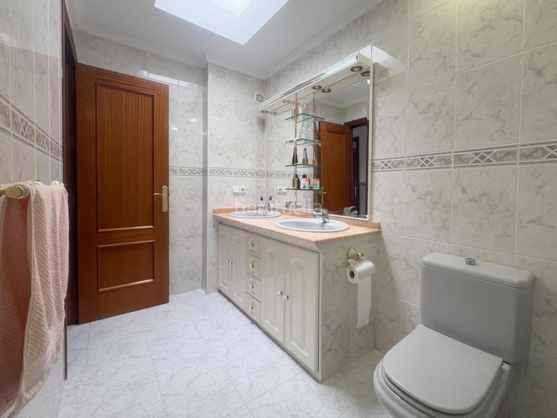 Foto 821d2138-f38e-4339-a84a-3c0832930368. Maison jumelée avec parking dans La Banda - Campo de Fútbol Chiclana de la Frontera