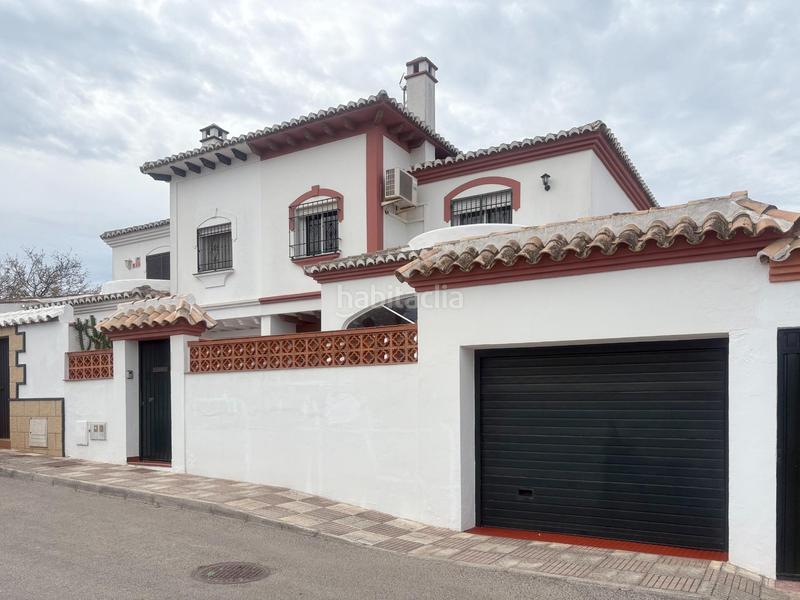 Foto bdccd384-6d1a-4f5d-a34f-4a4c8187c904. Maison jumelée avec parking dans La Banda - Campo de Fútbol Chiclana de la Frontera