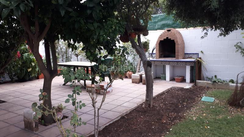 Foto 72473347-a0f3-4032-abad-1bd68adb376e. Chalet con riscaldamento parcheggio piscina in Núcleo urbano Chiclana de la Frontera