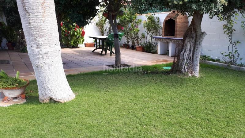 Foto 9cce377d-3593-48e8-8e03-7701c8e6195e. Chalet con riscaldamento parcheggio piscina in Núcleo urbano Chiclana de la Frontera