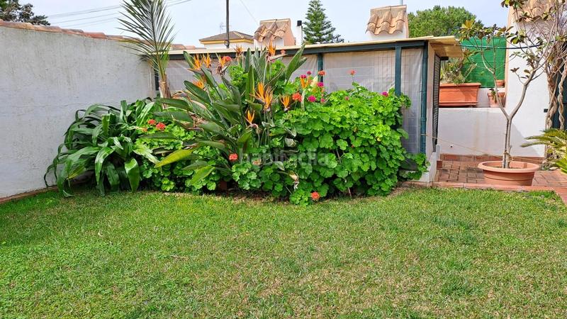 Foto d237825b-cd11-4863-b4c9-29ef73a3a47d. Chalet con riscaldamento parcheggio piscina in Núcleo urbano Chiclana de la Frontera