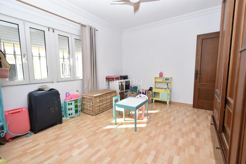 Foto f4bebc2f-8c49-41cc-8127-13af3b42cd59. Casa a Núcleo urbano Chiclana de la Frontera