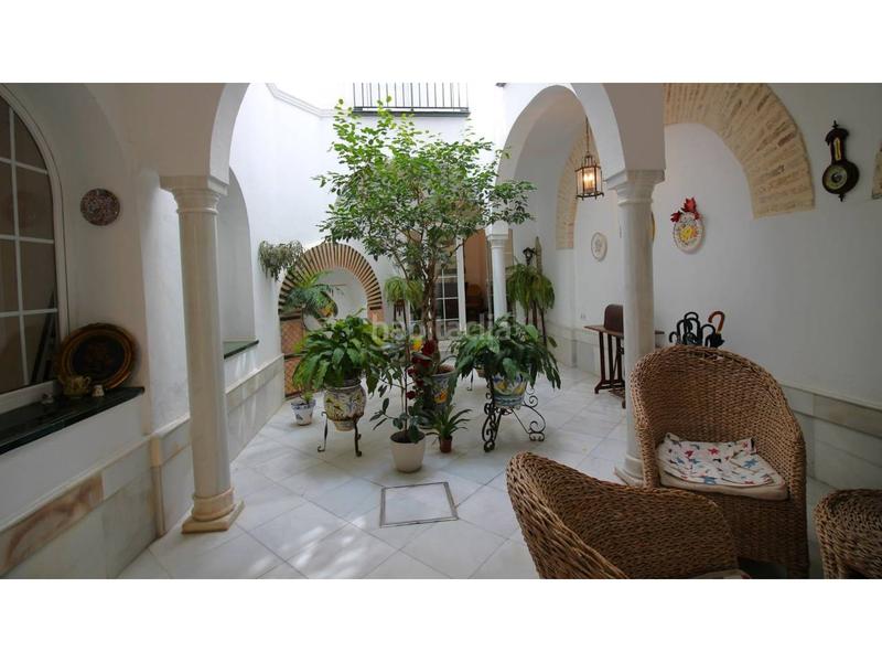 Foto 17621032-2f0a-4802-bc97-2bca6f8c2bbf. Haus mit heizung in San Vicente Sevilla