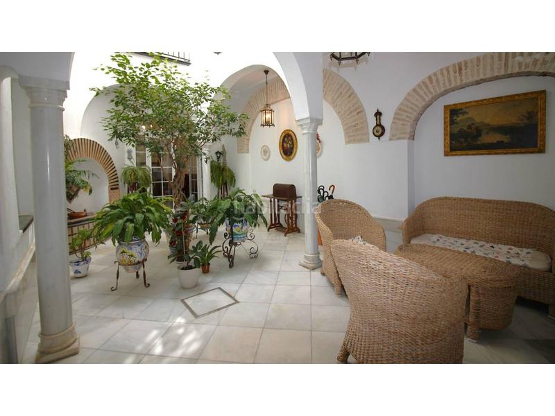 Foto 2f882e7b-8d22-42e7-bae2-a089d1eca601. Haus mit heizung in San Vicente Sevilla