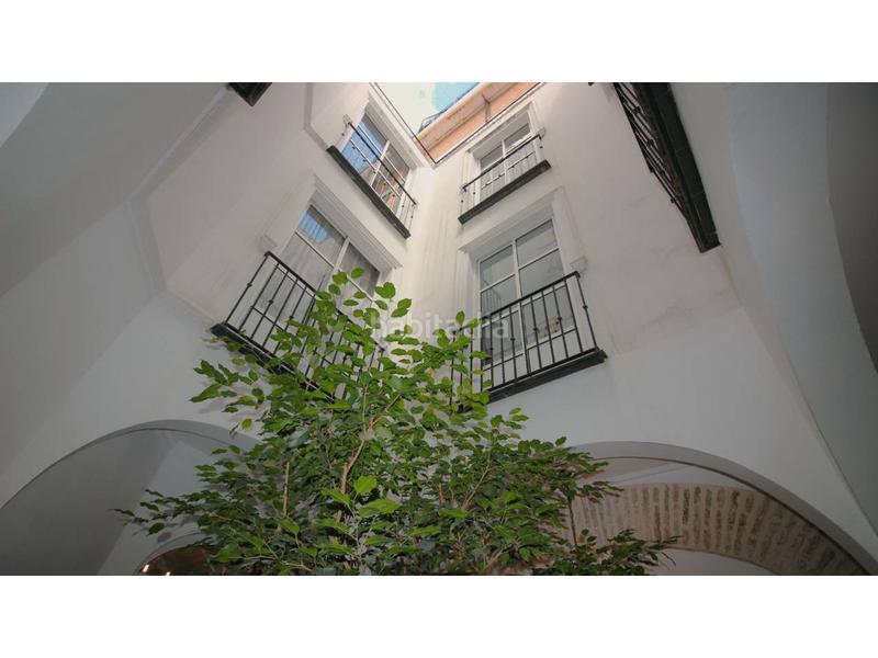 Foto 87655dd1-710c-49a0-abb4-a723d2785dd6. Haus mit heizung in San Vicente Sevilla