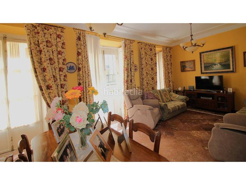 Foto 97961e27-b7f1-44bf-94c1-6d96c2b920b9. Haus mit heizung in San Vicente Sevilla