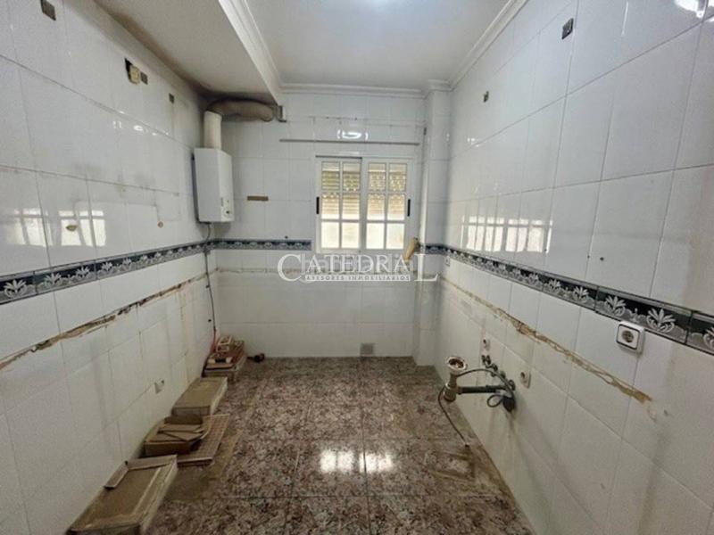 Foto f9209dba-3052-4a7a-8d70-84748f521e64. Piso  en venta en San Julián41003 en San Julián Sevilla