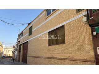 Industrial building  Calle teodosio. Nave industrial en venta. santiponce  sevilla