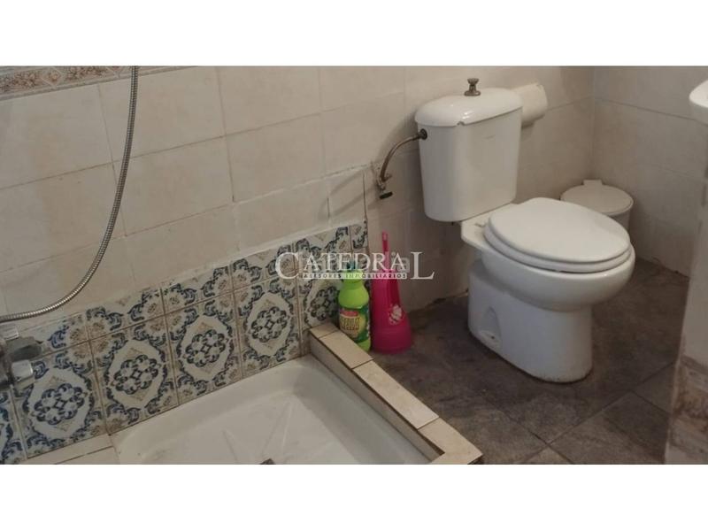 Foto 8c8de291-deb0-4c8e-8857-13d7781deff0. Haus mit heizung parking in Castillo de las Guardas (El)