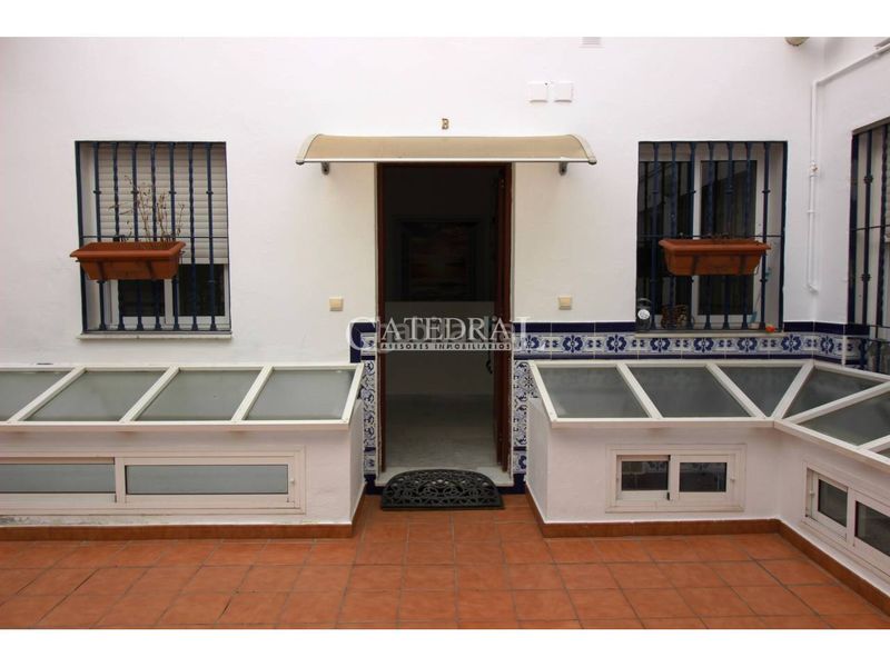 Foto 88df4220-8428-49ab-b643-843c994c7652. Dúplex amb calefacció a San Lorenzo Sevilla