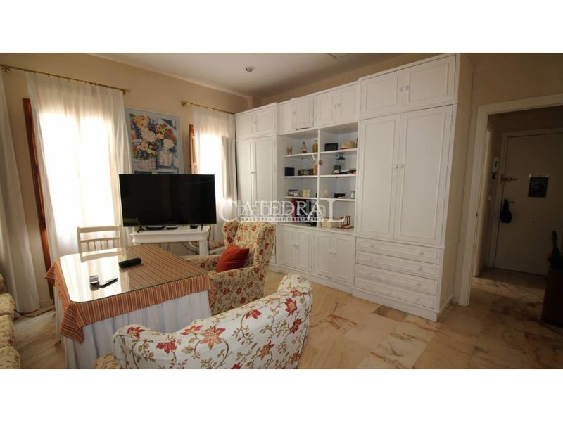 Foto fcf62586-d017-4c7c-9dfa-862744e07c7f. Rent flat with heating parking in San Vicente Sevilla