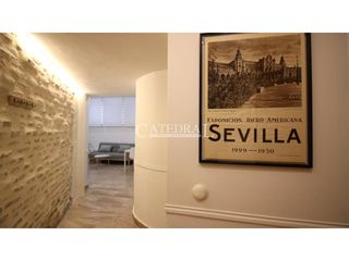 Rent Studio  Calle tintes. Estudio amueblado en alquiler, cerca de la antigua judería y el