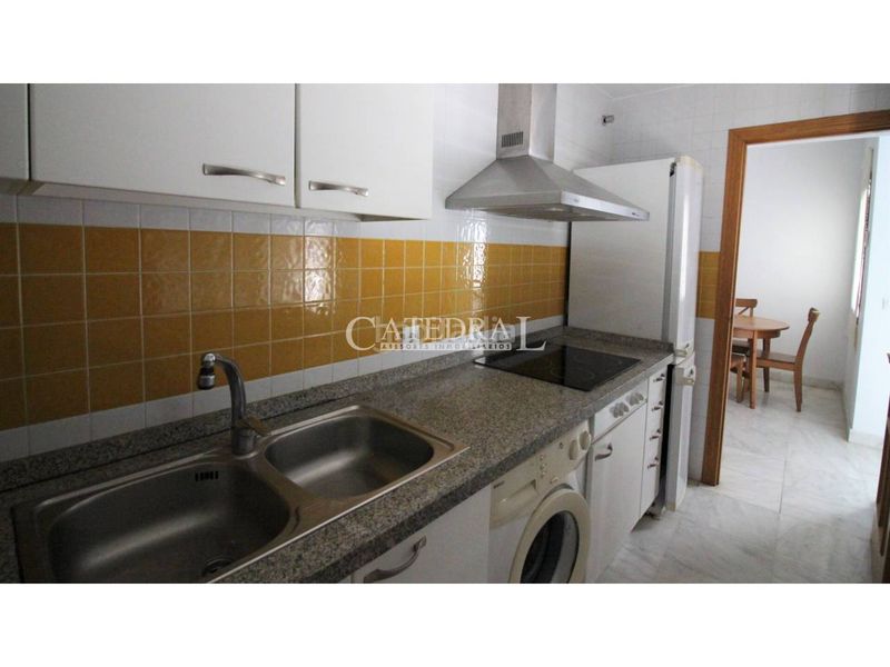 Foto 87bb23fb-a89b-4156-af68-7dee9bc884b7. Apartament amb calefacció a Encarnación - Regina Sevilla