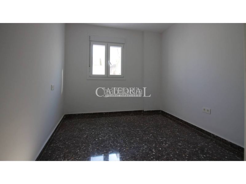 Foto 730ff17a-6234-4f78-a520-d6a8fa44583e. Lloguer pis amb calefacció aparcament a Arenal - Museo Sevilla