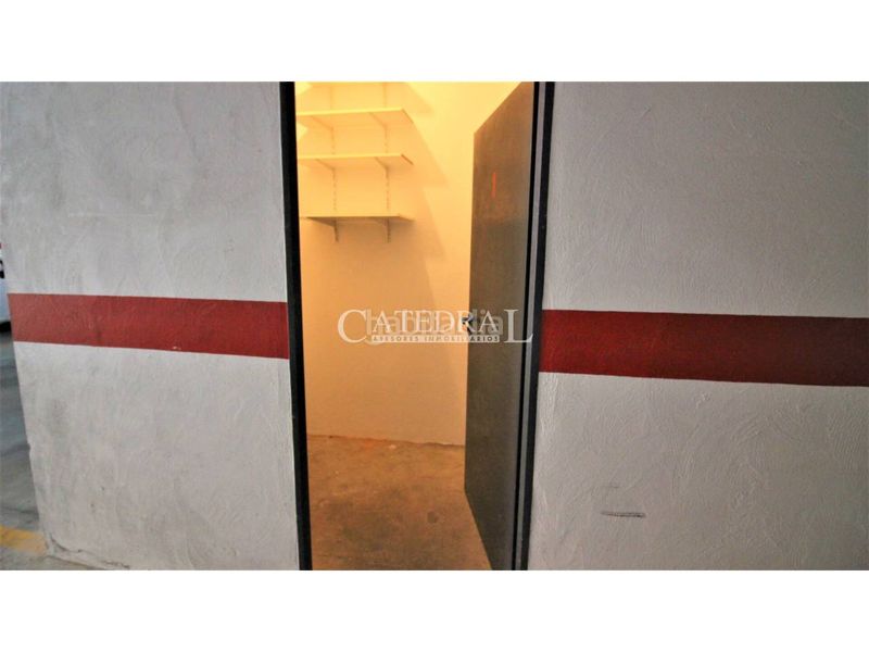 Foto bed90dff-3acf-4863-aac1-5e77cf454deb. Zweistöckige wohnung mit heizung parking in Arenal - Museo Sevilla