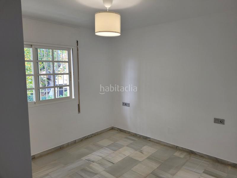 Foto ae384589-cdc8-4664-b58a-764cd20a9858. Lloguer casa adossada amb xemeneia calefacció aparcament a Málaga