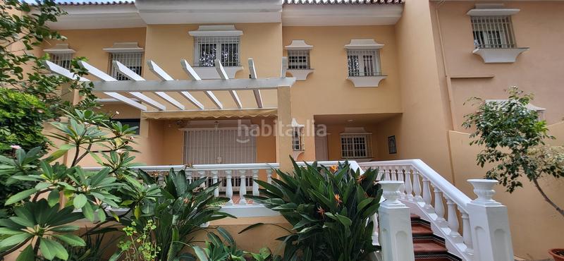 Foto d0f49da0-2814-4df4-90e4-4796d57c9bd6. Lloguer casa adossada amb xemeneia calefacció aparcament a Málaga