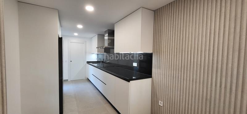 Foto aaa8b2aa-a5ca-477e-8c45-311d13229061. Location maison jumelée avec cheminée chauffage parking dans Málaga