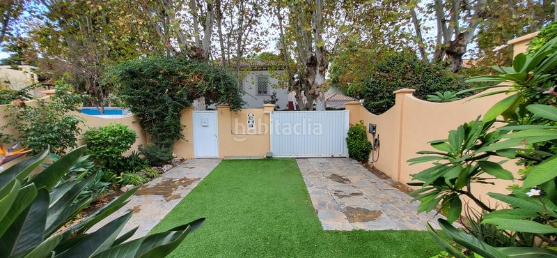 Foto 07d949ce-a14e-4b91-b84d-e9c036b68851. Rent semi detached house with fireplace heating parking in Málaga