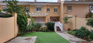 Affitto Casa a schiera  Calle ricardo león. Chalet adosado perfecto para familias en ubicación inmejorable a