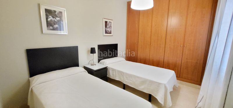 Foto ef8f0a35-ad81-45c5-958d-42c26ebeba83. Rent flat with heating in La Victoria Málaga