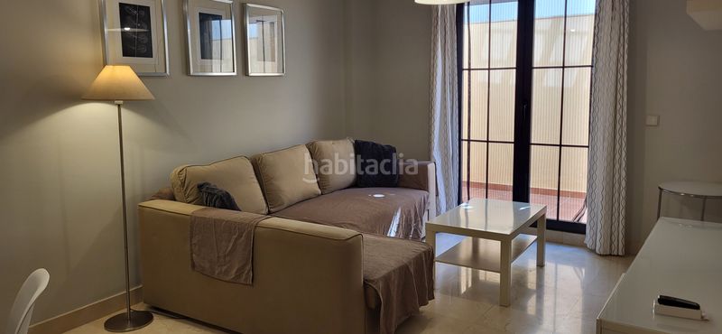 Foto 3d153959-1d55-4a1c-8fc5-59b5d89ea2df. Rent flat in calle victoria 76 in La Victoria Málaga