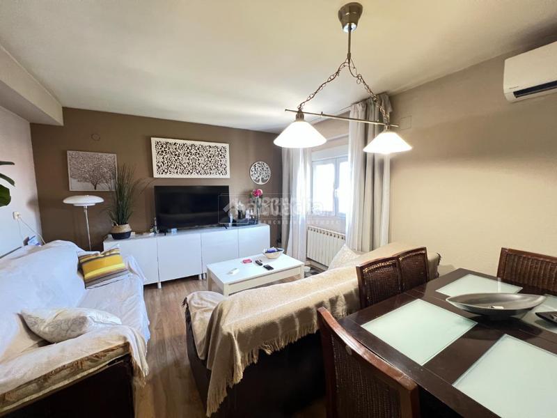 Foto 7555e6d3-d0b9-4f8d-8174-15a17fe269db. Piso  en venta en Fontarrón Madrid
