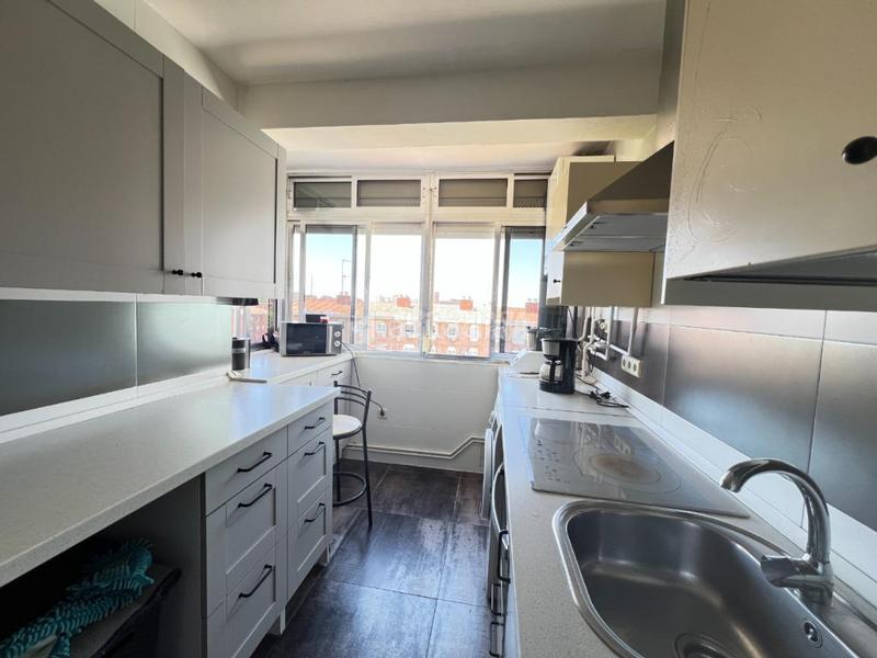 Foto b983c473-6ae5-4e95-b31e-76ef1c1acb23. Piso  en venta en Fontarrón Madrid