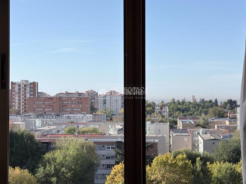 Foto 45e93b1a-3df6-4f2f-be81-45bbf04169f1. Appartamento con riscaldamento in Fontarrón Madrid