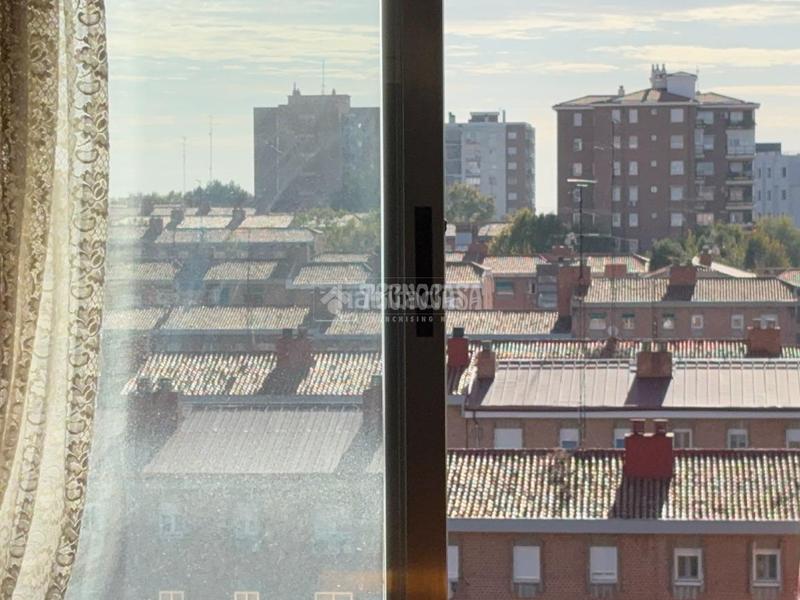 Foto c614fb40-3c2d-4d77-837d-aa867f08ced7. Appartamento con riscaldamento in Fontarrón Madrid