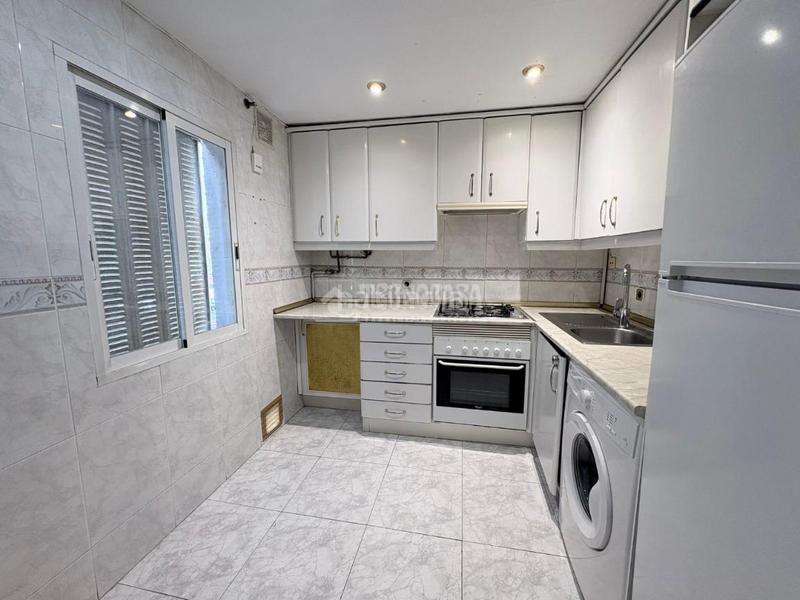 Foto 63466ec2-adf7-4abd-bcd6-5211240b188e. Appartement avec chauffage dans Fontarrón Madrid