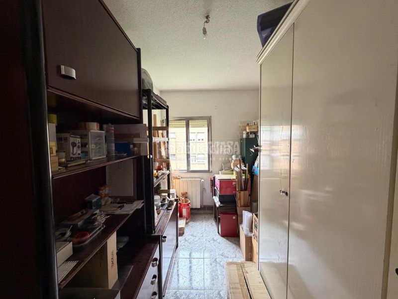 Foto 629d3a2c-a8e0-480f-8c8b-fdec6c3a43e0. Piso  en venta en Fontarrón Madrid