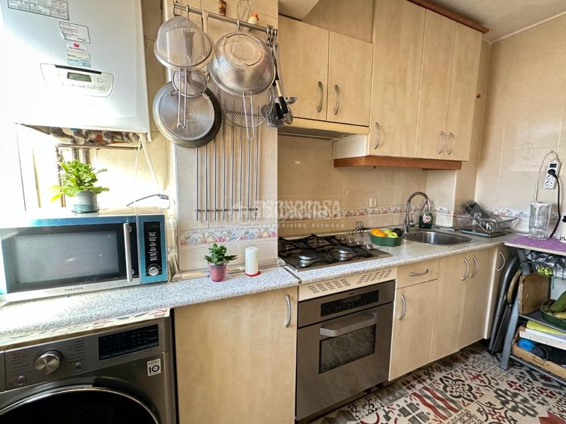 Foto 418b9e61-4dc4-45c6-b44e-bddfb368a641. Pis amb calefacció a Fontarrón Madrid