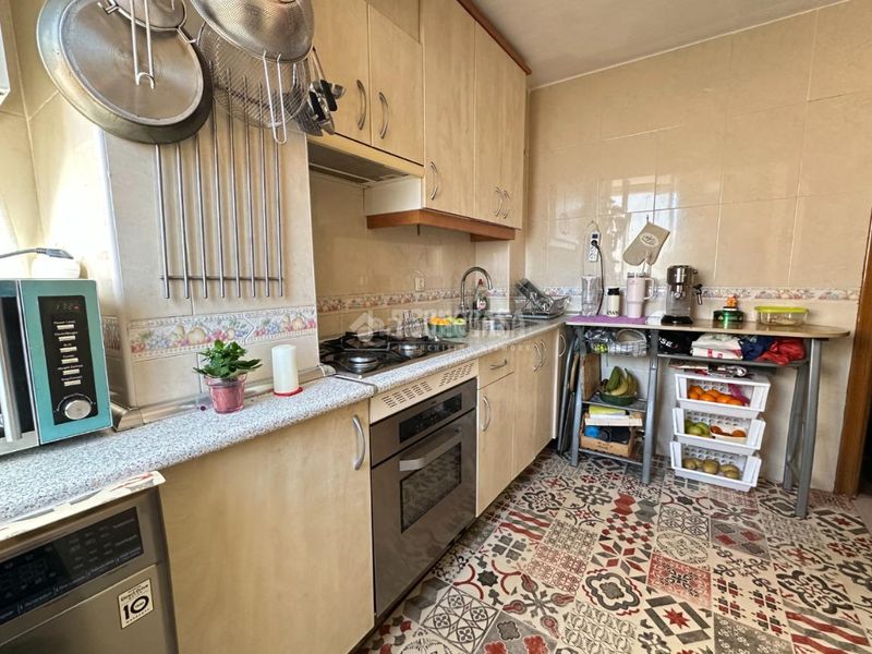 Foto b2383d3b-cb2a-43b4-9337-89e2f03c65ea. Pis amb calefacció a Fontarrón Madrid