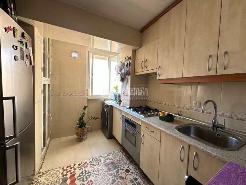 Foto b899d16f-67ae-42eb-bfb9-a0dde0126d82. Pis amb calefacció a Fontarrón Madrid